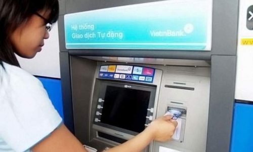 Thẻ atm Vietinbank rút được ở ngân hàng nào? Phí rút tiền 2022